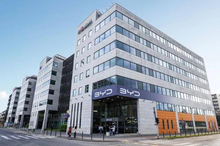 近百个典型软件案例发布，北京整体展示“AI+”成果