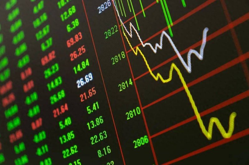 这个技巧，90%的人还不知道如何在MT4中快速查找当前周期